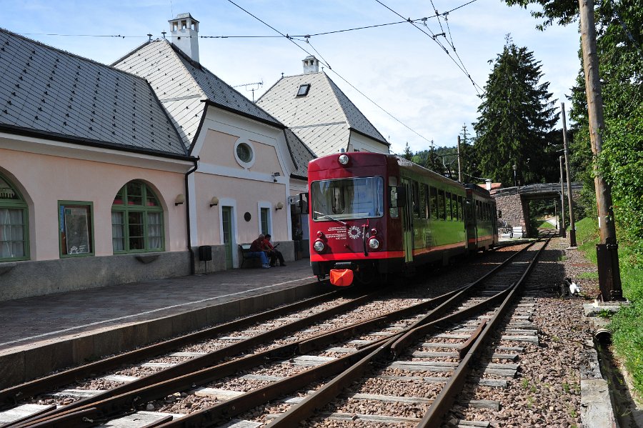 2011.09.07 Rittnerbahn von Oberbozen nach Klobenstein bei Bozen (37)